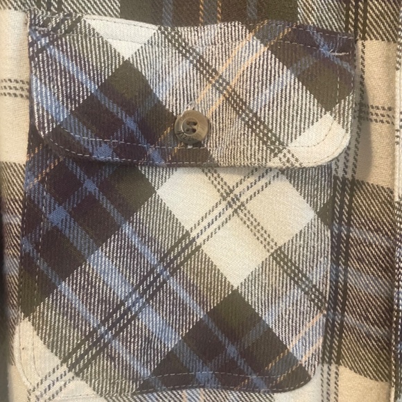 Dakota Grizzly sherpa lined flannel jacket. - Picture 5 of 6